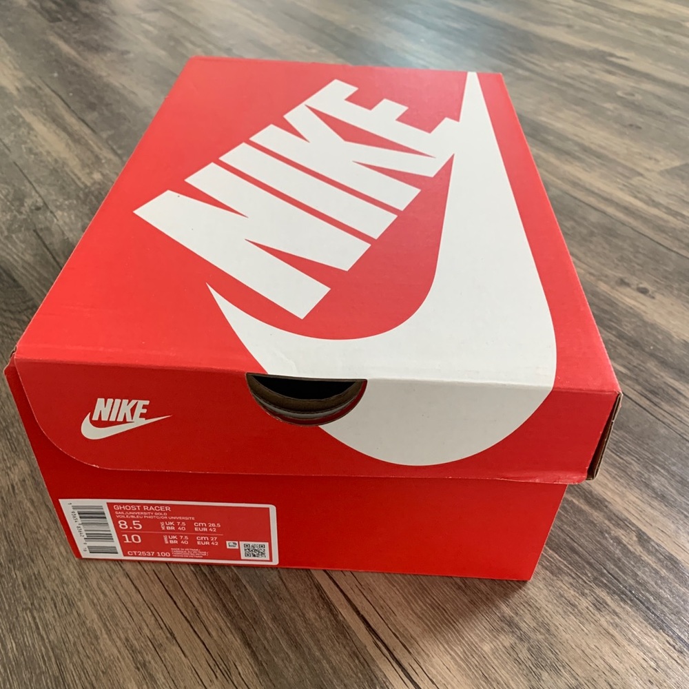 Brand New Nike Ghost Racer - Picture 2 of 5